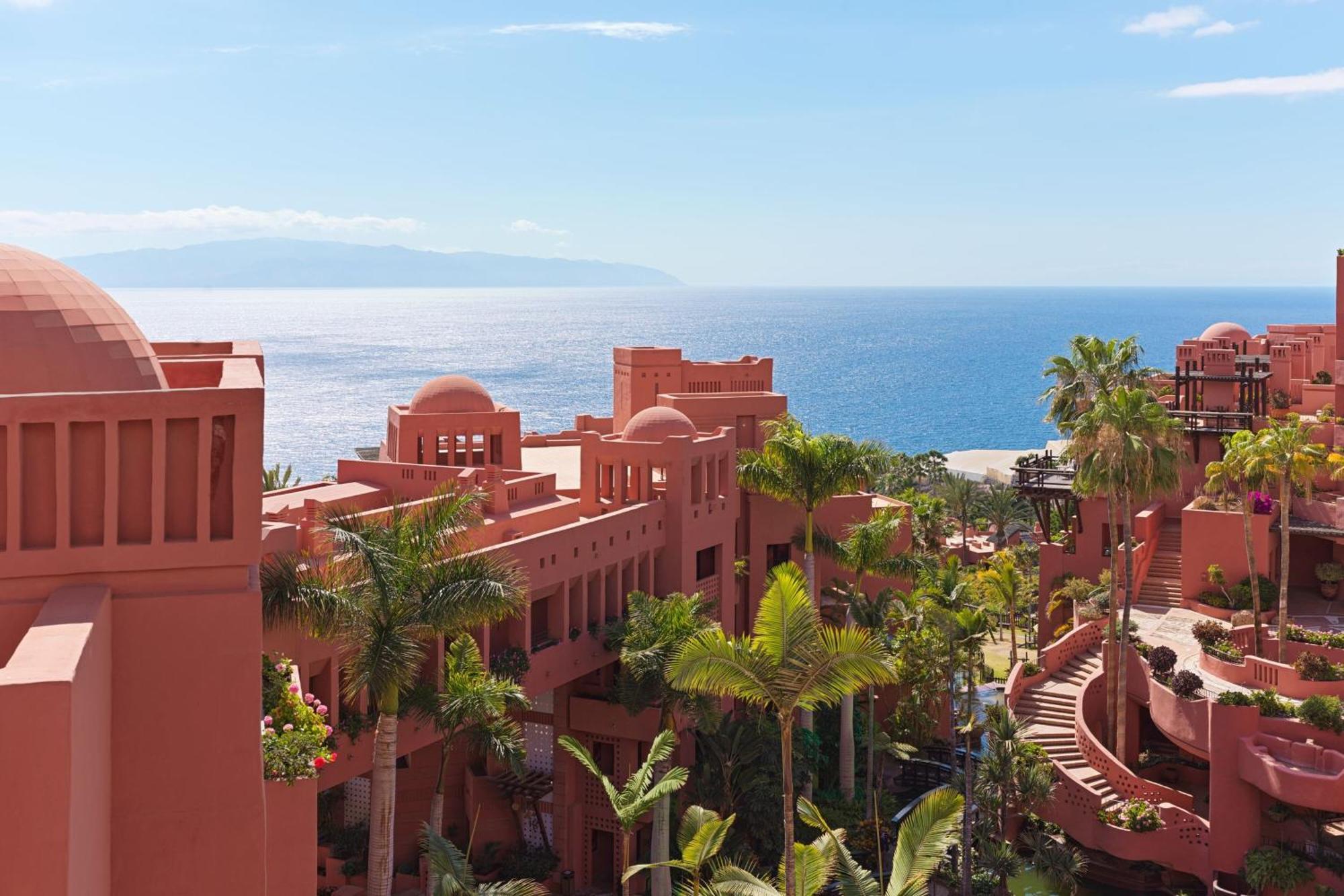 Guía de Isora The Ritz-Carlton Tenerife, Abama מראה חיצוני תמונה